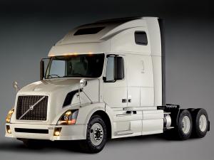 Volvo VNL 670 '2002